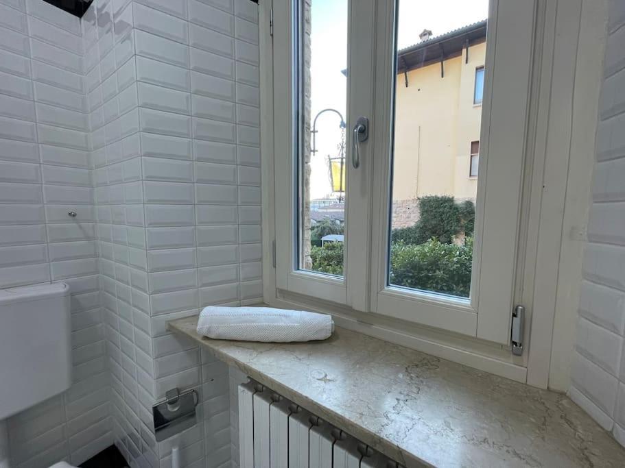Bg Central President Suite Con Parcheggio - Vista Citta Alta Bergamo Exterior foto