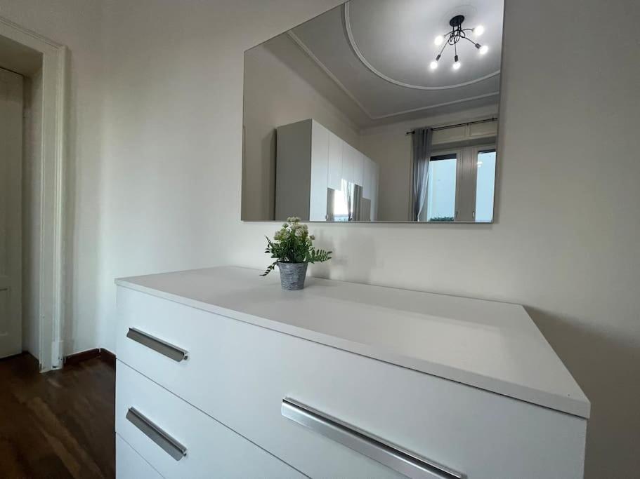 Bg Central President Suite Con Parcheggio - Vista Citta Alta Bergamo Exterior foto