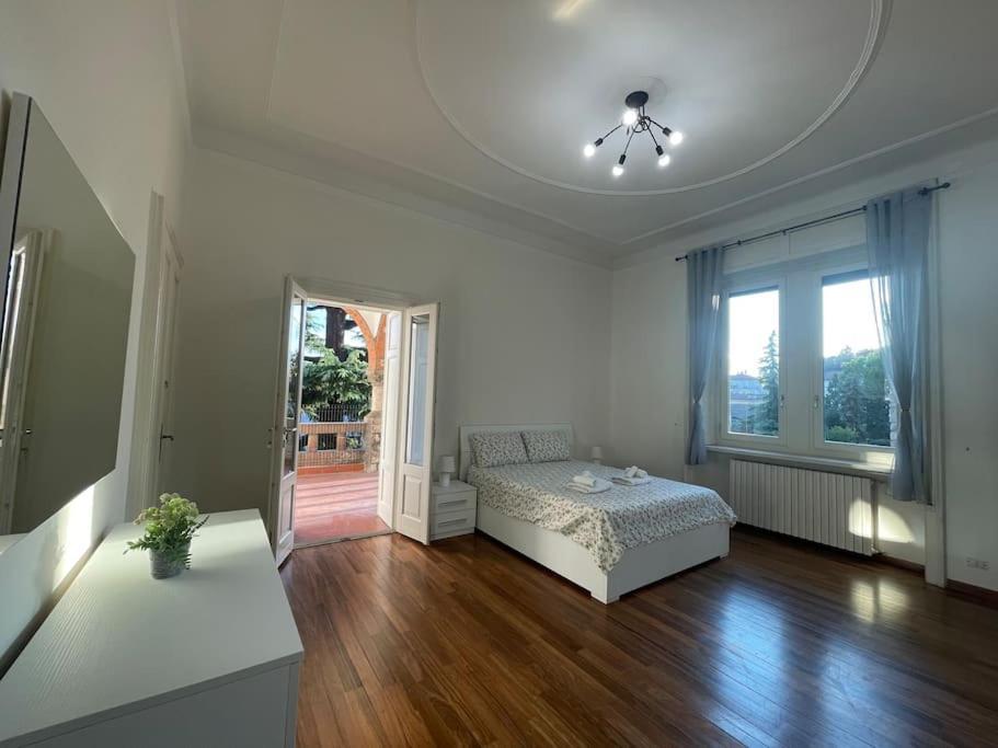 Bg Central President Suite Con Parcheggio - Vista Citta Alta Bergamo Exterior foto