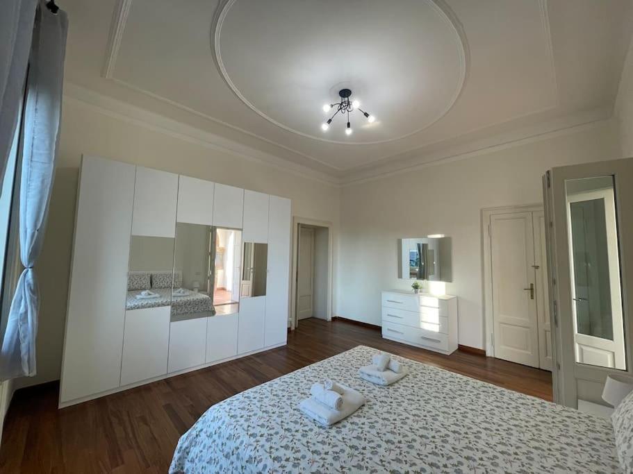 Bg Central President Suite Con Parcheggio - Vista Citta Alta Bergamo Exterior foto